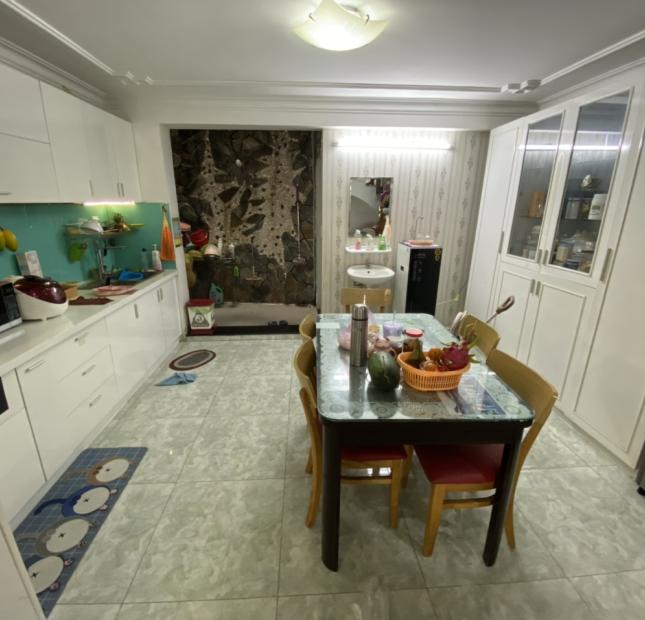 CC bán nhà hẻm 8m 4.6x15 đường Lê Quang Định giá 13 tỷ TL mạnh