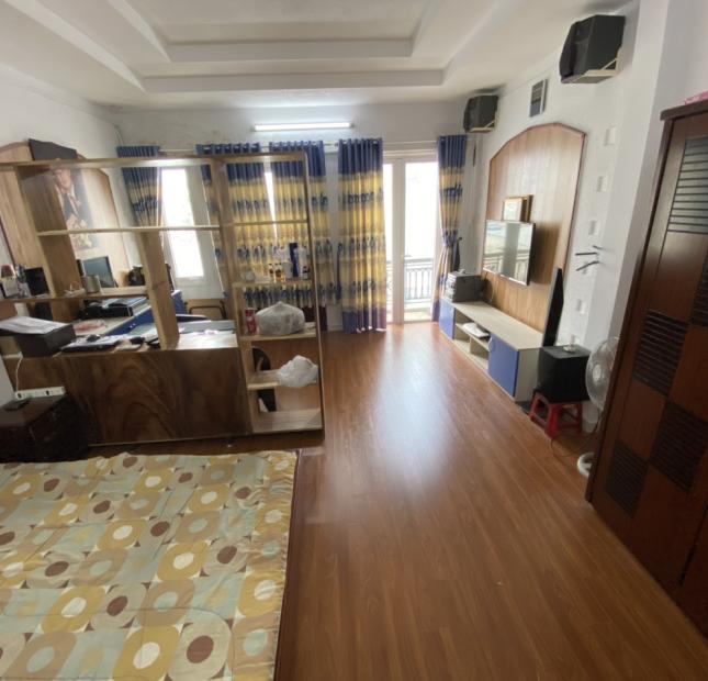 CC bán nhà hẻm 8m 4.6x15 đường Lê Quang Định giá 13 tỷ TL mạnh