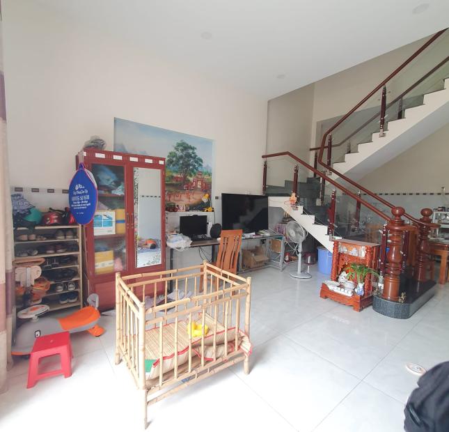BÁN NHÀ .QUẬN 9 THÀNH PHỐ THỦ ĐỨC.DT 100M2 Mặt Tiền 5.5m GIÁ 5.7 tỷ(CÓ THƯƠNG LƯỢNG LỘC)