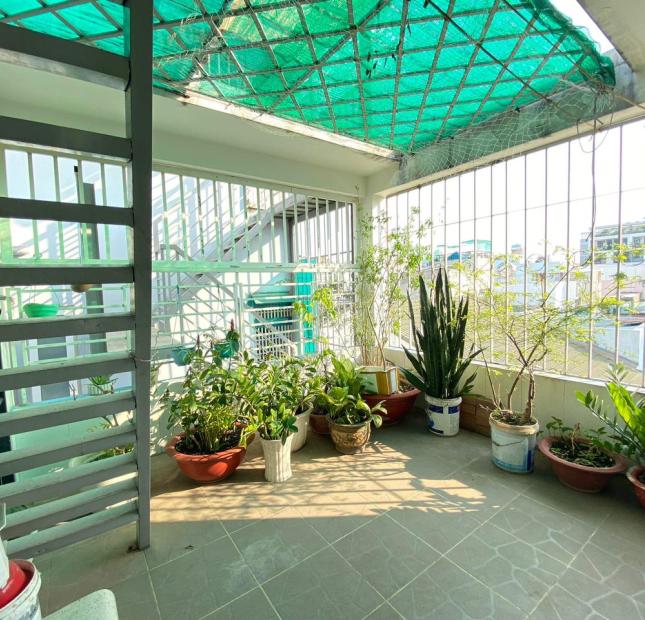 Bán nhà đường Kênh Tân Hóa, Quận Tân Phú, 64m2(7.7x8.5), 4 TẦNG BTCT