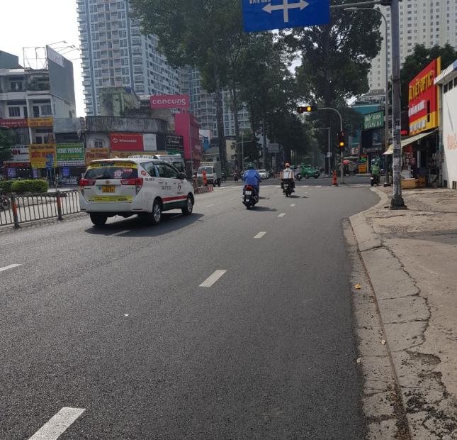 Bán nhà góc 3MT đường CMT8, Q.10. DT: 4.3x17m. Trệt3 lầu. Giá: 15.5 tỷ TL