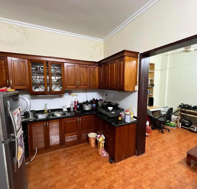 Nhà mặt phố Quan Nhân 72m x 3 tầng, mt: 6m, ô tô tránh, kinh doanh sầm uất