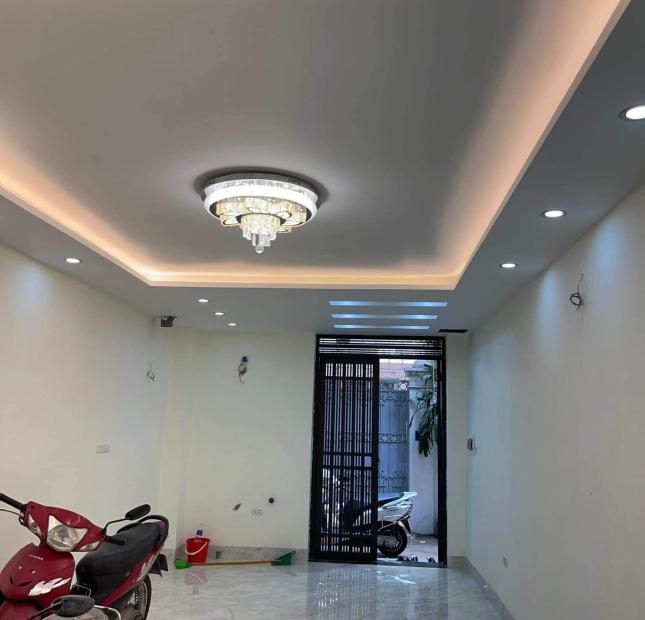 chính chủ bán nhà mặt phố Trịnh Đình Cửu, vỉa hè, ô tô tránh, kinh doanh sầm uất