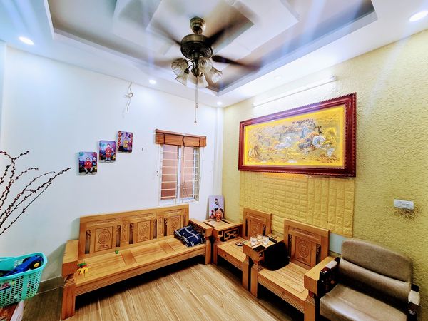 Bán Gấp Nhà Kim Giang – Hoàng Mai , DT 30m2 , 5 tầng , Gía Hơn 3 tỷ  (có Thương lượng ).