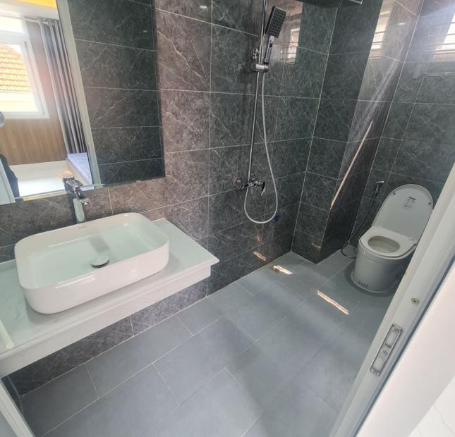 BÁN CCMN THANH XUÂN LÔ GÓC 7 TẦNG THANG MÁY 60M2 12PKK GIÁ CHỈ HƠN 8 TỶ