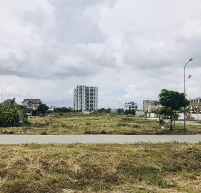 Săn ngay lô đất nền dự án khu dân cư Phú Nhuận -Phước Long B , Q9, đường 20m giá 60 tr/m2