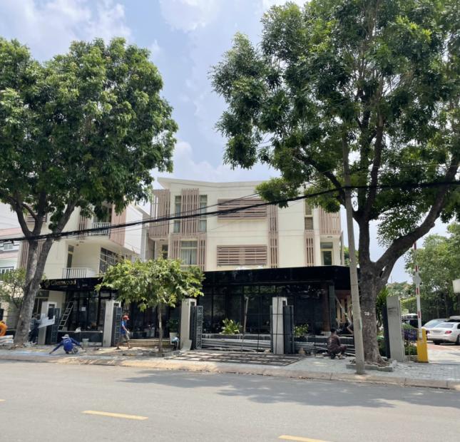 Cho thuê Shophouse Masteri 3 Tầng Đường Xa lộ Hà Nội Quận 2, DT 6x10m, 40tr/th	