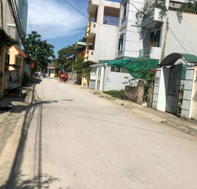 Cần bán lô đất full thổ cư có nhà C4 mặt đường Phường Đông Hương, Thành phố Thanh Hóa 155m2
