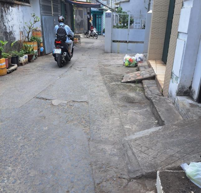 Bán nhà gồm 7 phòng đang cho thuê thu nhập cao đường Phan Văn Trị,Phường 11,BT.Giá 4tỷ6