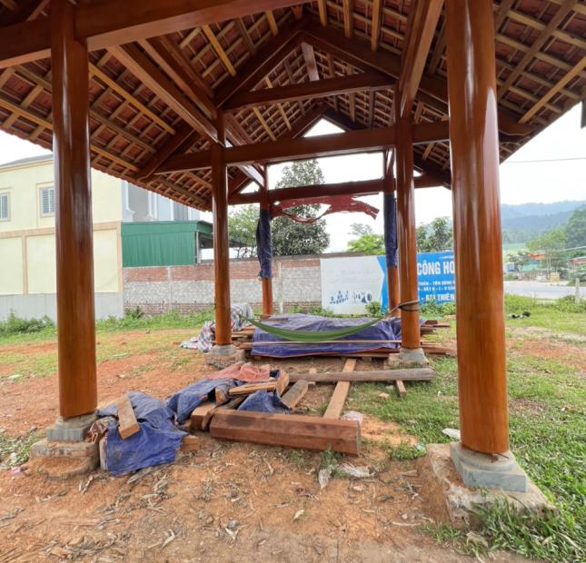 Cần bán nhà gỗ Dổi Lào Chiều dài 11m, rộng 7m