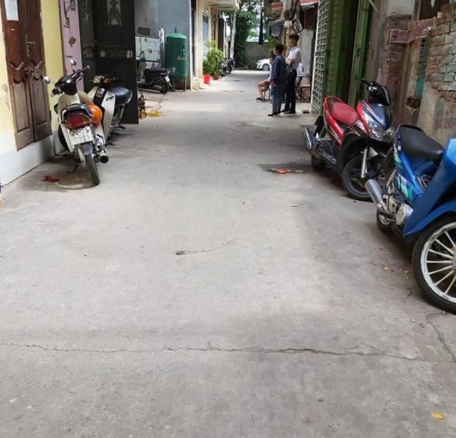 BÁN MẢNH ĐẤT VÀNG CÒN SÓT LẠI , PHỐ NGUYỄN VIẾT XUÂN, THANH XUÂN, 175M, MT 7M, Ô TÔ TRÁNH,