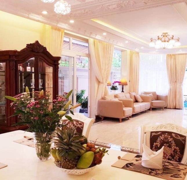 Bán nhà đẹp vào ở ngay hẻm 63 đường 3/2 phường 11 quận 10. DT: 3.5x12m 2 Lầu. Giá 9.8 tỷ