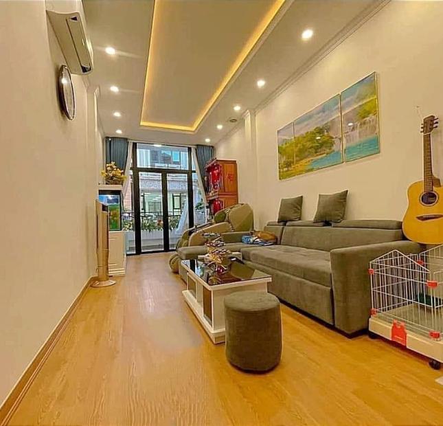 Mặt phố Thượng Đình 46m x 4 tầng, vỉa hè, kinh doanh, ô tô qua lại sầm uất