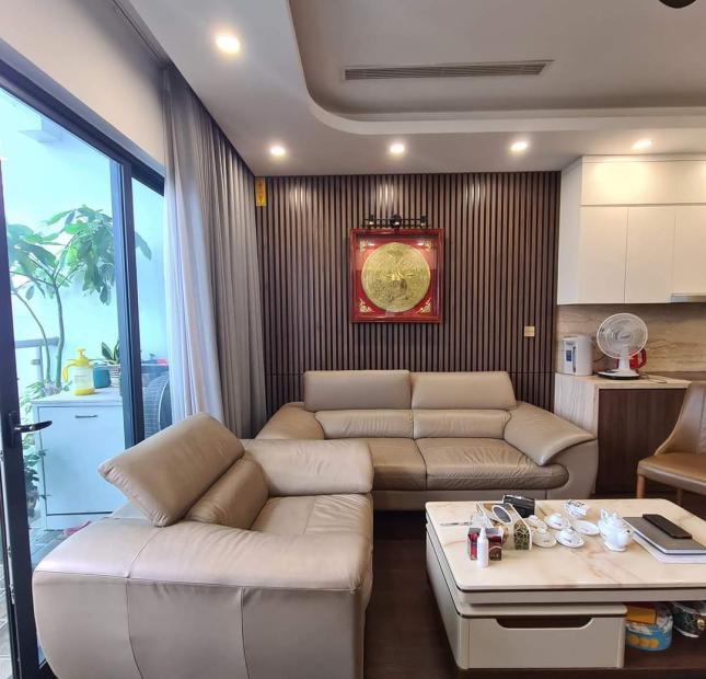 Chuyển nhượng căn Penhouse 141m2, 3 ngủ, 2 wc, tòa Gold Tower, 275 Nguyễn Trãi, Thanh Xuân. Giá