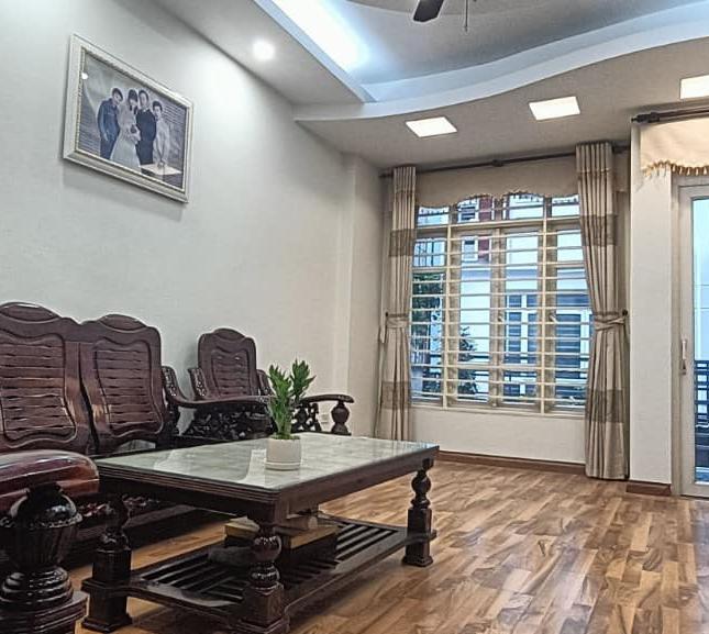 Siêu Phẩm Hoàng Ngân 75m x 4 tầng, mt: 4m,ô tô đỗ cửa.