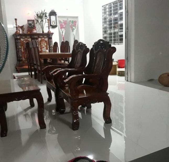 CHÍNH CHỦ bán nhà và đất vị trí đẹp tại xã Vĩnh Hòa, huyện Chợ Lách, Bến Tre