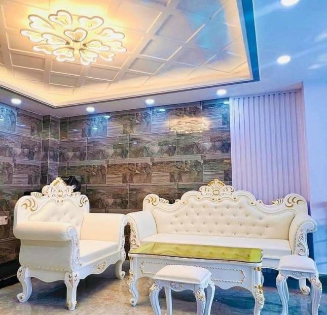 CÂN BÁN ĐẤT TẶNG VILLA ( 13 X 50M) HOÀNG QUÓC VIỆT QUẬN 7