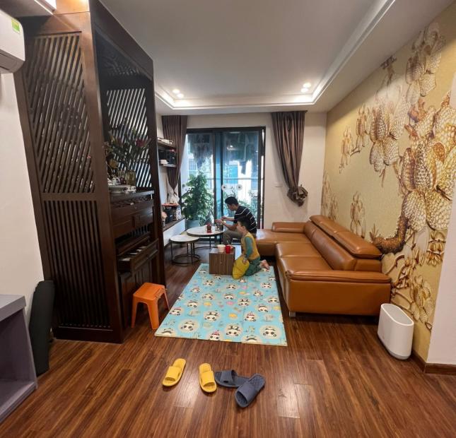Bán gấp CC Sky Central Định Công, T24, 95m2, 3PN, Lô góc, Giá 4 tỷ.