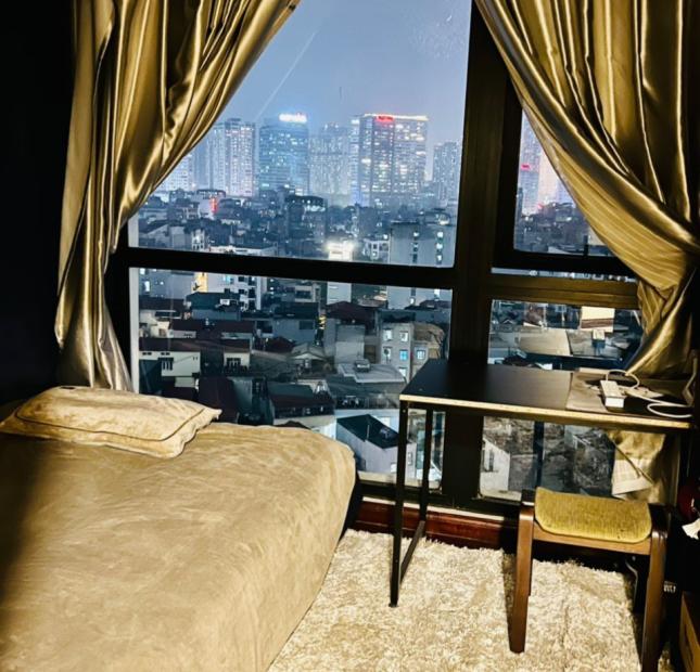 CHỦ NHÀ ĐỊNH CƯ NƯỚC NGOÀI BÁN GẤP CCCC Royal City tòa R1 Quận Thanh Xuân 