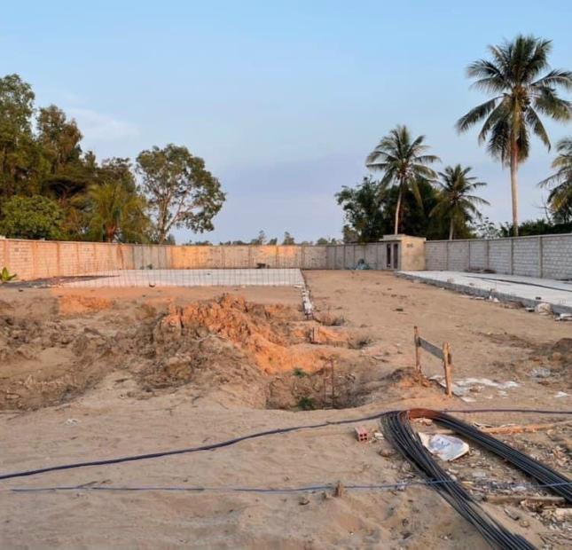 👉 Giá Sốc : Đất nền thổ cư,1785m2 Giá 4,8 Tỷ tại QL 1A Huyyện Châu Hưng A