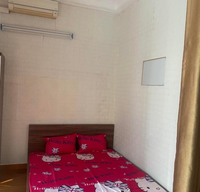 Cho thuê căn hộ ở Phan Kế Bính, Cống Vị, Ba Đình, Hà Nội.