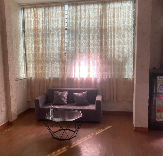 Cho thuê căn hộ ở Phan Kế Bính, Cống Vị, Ba Đình, Hà Nội.