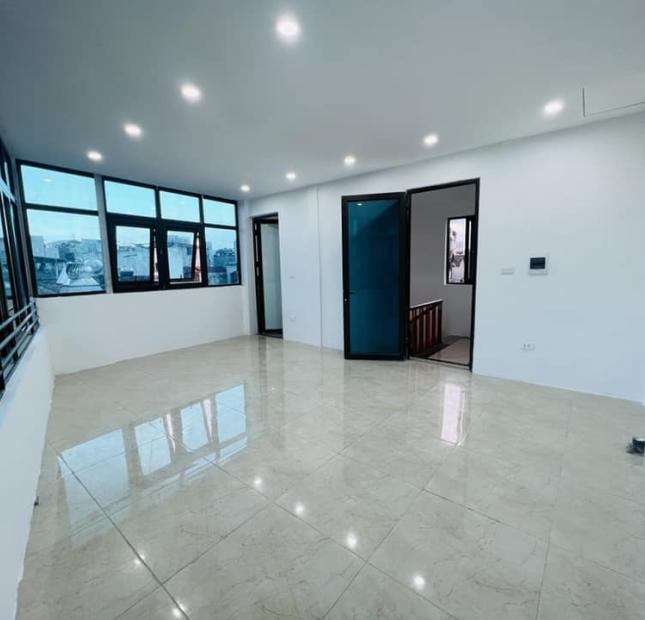Bán nhàđường Láng 44m x 6 tầng, mt: 5m, ô tô qua nhà