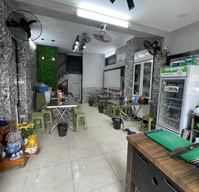 Sang nhượng cửa hàng 69b Kim ngưu dt 38m2- mặt tiền 4m. Nhà 3 tầng rộng rãi