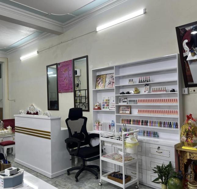 CẦN SANG NHƯỢNG VÀ BÁN HẾT ĐỒ NAIL MỚI 99%