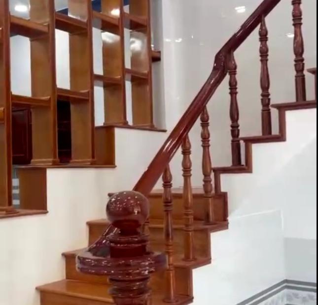 BÁN NHÀ MỚI 2 TẤM, CAO CẤP, TÂN HẠNH, VĨNH LONG