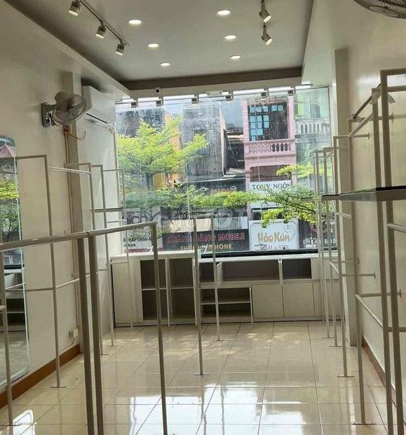 SANG NHƯỢNG CỬA HÀNG THỜI TRANG NỮ TẠI 154 NGUYỄN LƯƠNG BẰNG