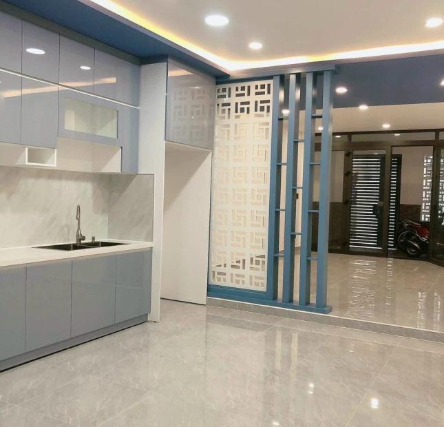 Cần bán gấp nhà HXH 10m Nguyễn Chí Thanh, Q. 5 DT4.5x22m, giá 20 tỷ. 