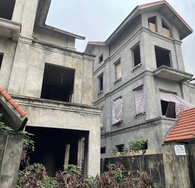 Bán biệt thự đơn lập lô góc 178m2 TT2 thành phố Giao Lưu, 3,5 tầng, giá 180tr/m2