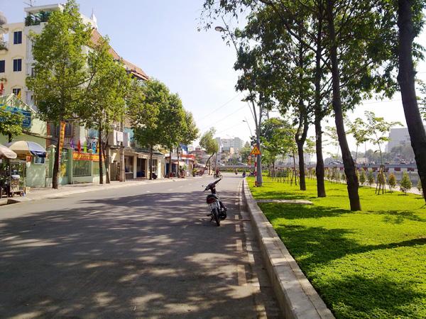 Bán nhà mặt tiền đường Trường Sa, P14, Quận 3, DT 5x17m, trệt 5 lầu