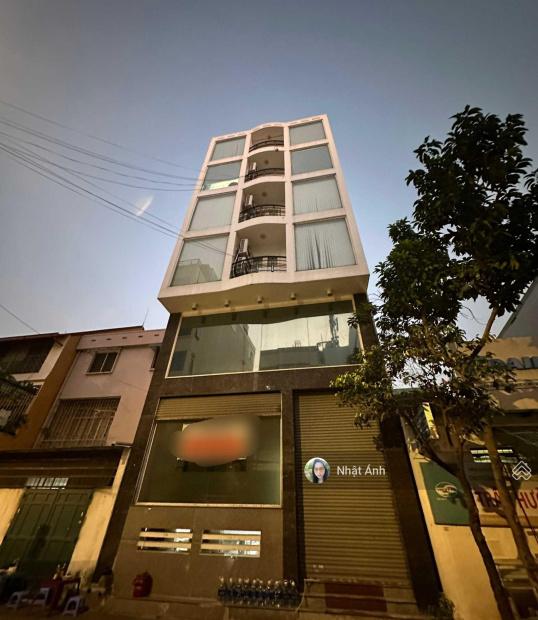 Bán building 1 hầm 8 tầng ốp kính mặt tiền Trần Quang Diệu, Phường 14, Quận 3. Giá chỉ 33 tỷ TL