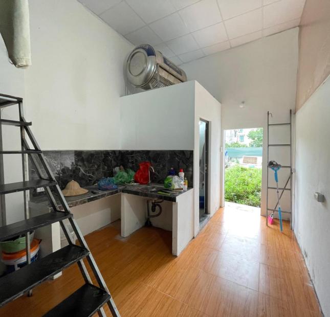 Bán nhà Cấp 4, Ngã Tư Canh, Vân Canh 40M2, 2P Ngủ, Gác xếp, gần đường lớn giá 2 tỷ