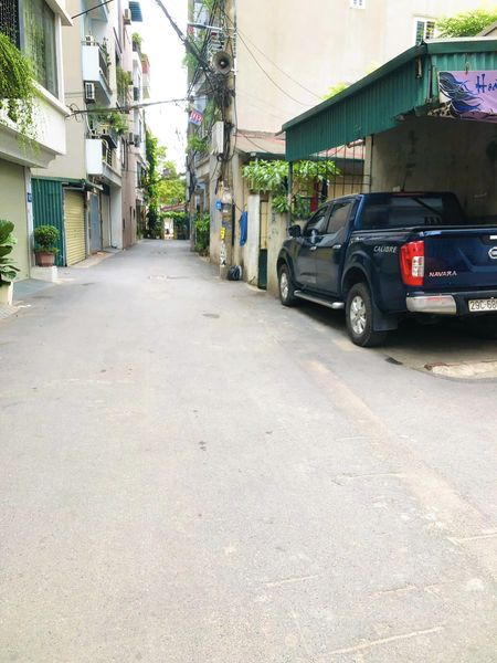 Bán nhà Ngọc Thụy 45m2 Gara ô tô đỗ cửa chỉ 4.5 tỷ khu hiếm nhà bán quận Long Biên