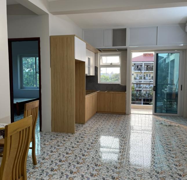 [1.5 tỷ] Có Ngay Căn Góc 78m2 2PN tại KĐT Việt Hưng, 2 Ban công, View sân công viên.