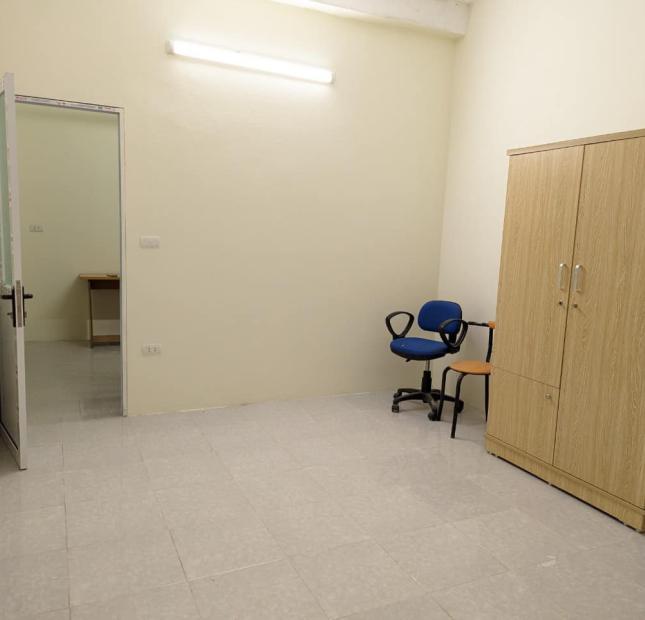 Bán nhà tầng 3 tập thể đài THVN Ngõ 124 phố  Vĩnh Tuy - Hai Bà Trưng.