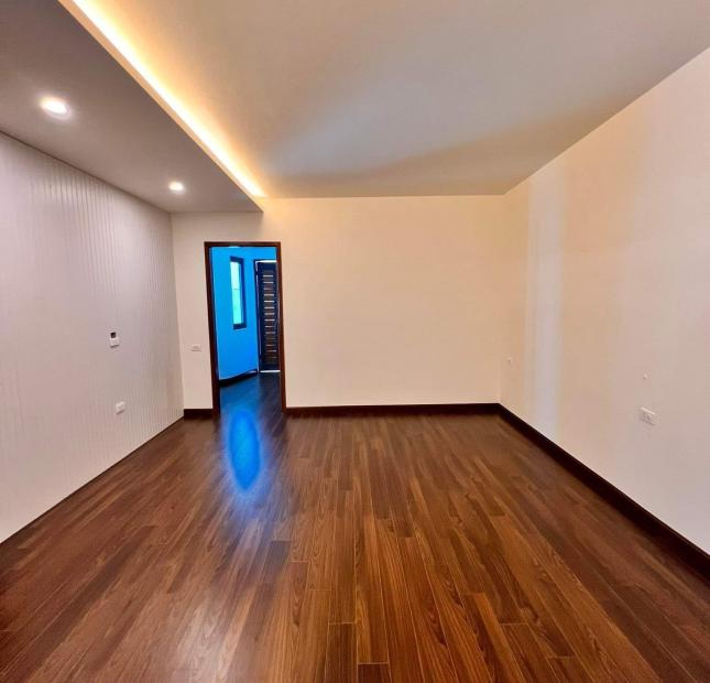 Bán nhà mặt ngõ Trần Duy Hưng 52mx5T KD 2m ra mặt phố ngõ thông sổ vuông hơn 6 ty 0969040000