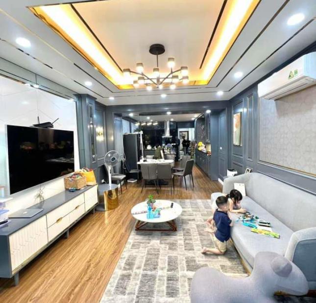 Mặt phố Nguyễn Viết Xuân, Hà Đông, 40m2 4T MT 5.2m, Phố lớn, Vỉa hè, Siêu KD