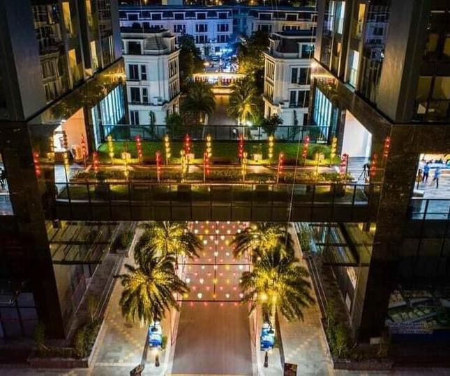 Nhà em bán lại căn hộ Duplex 220m2,3pn siêu rộng đẹp phố Xuân La Tây Hồ giá 30tr/m2.LH 0888486262