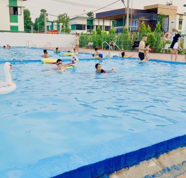 Chính chủ kẹt tiền bán biệt thự liên kế vườn giá tốt kế siêu thị Go, Bến Cát, BD. LH: 0987 997 123