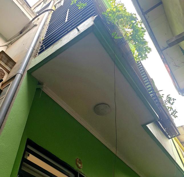 Bán nhà Tạ Quang Bửu, View trường học, nhà rộng thoáng, DT 44m2, giá 3.6 tỷ.