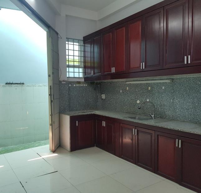 Bán nhà Phường 12 Bình Thạnh, hẻm lớn có chỗ đậu xe thoải mái,(4m x 15m) 3Tấm, 4Pn. HĐT 16tr/th