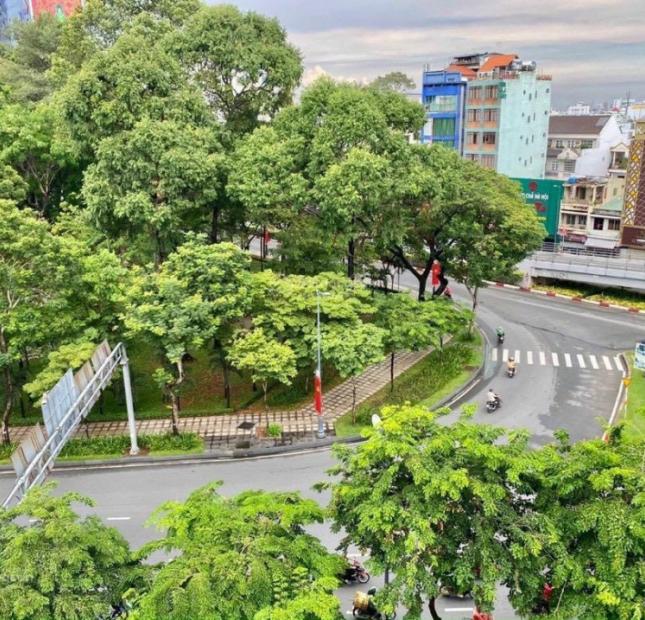 Chính chủ bán gấp nhà đường Phổ Quang, P2 Tân Bình DT 12x25m CN 302m2 giá 52 tỷ. 