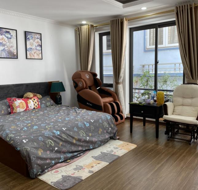 Bán nhà Vũ Tổng Phan 6 tầng 8 tỷ ô tô đỗ cửa