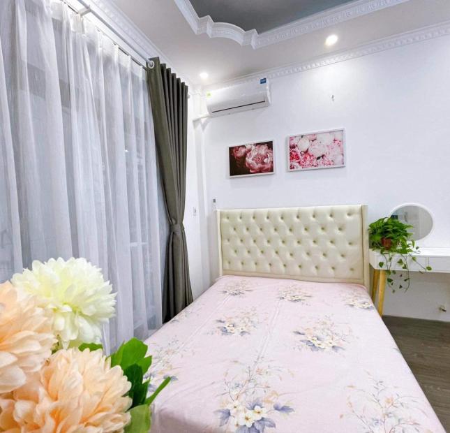 Bán nhà Vương Thừa Vũ ô tô phân lô 60m giá 10 tỷ 500