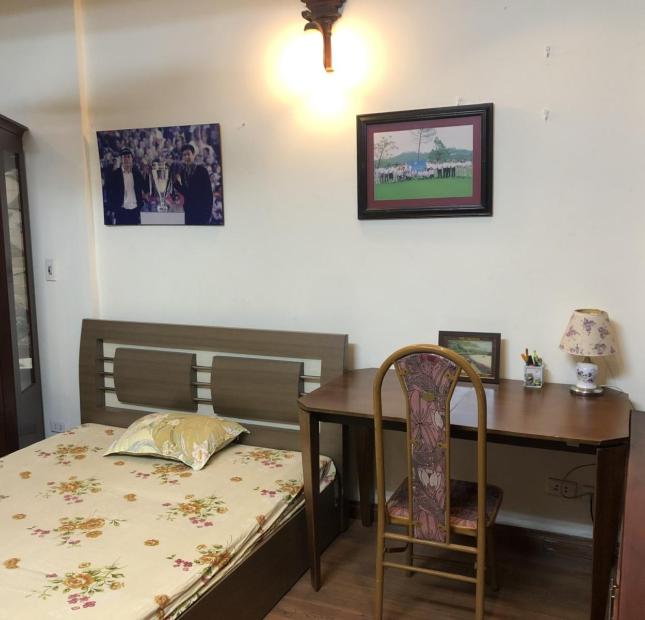 Cần bán gấp nhà ngõ phố Thái Hà, Trung Liệt, Đống Đa dt 45 m2 x 5 t đẹp 6 p ngủ giá 5 tỷ