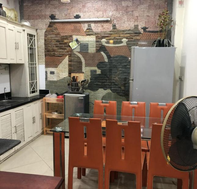 Cần bán gấp nhà ngõ phố Thái Hà, Trung Liệt, Đống Đa dt 45 m2 x 5 t đẹp 6 p ngủ giá 5 tỷ